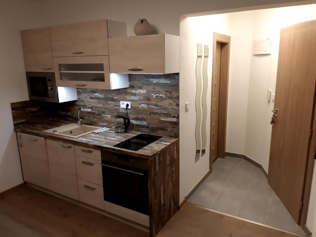 Hrnciarska Apartments Кошице Экстерьер фото