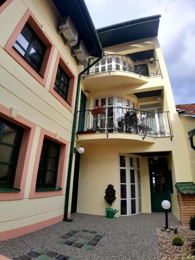 Hrnciarska Apartments Кошице Экстерьер фото